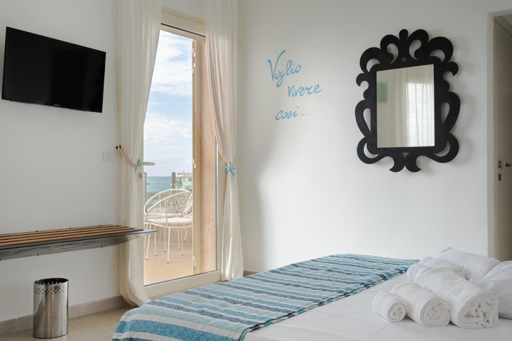 Preferisco B&B E Trattoria Sul Mare Torre Suda Exteriör bild