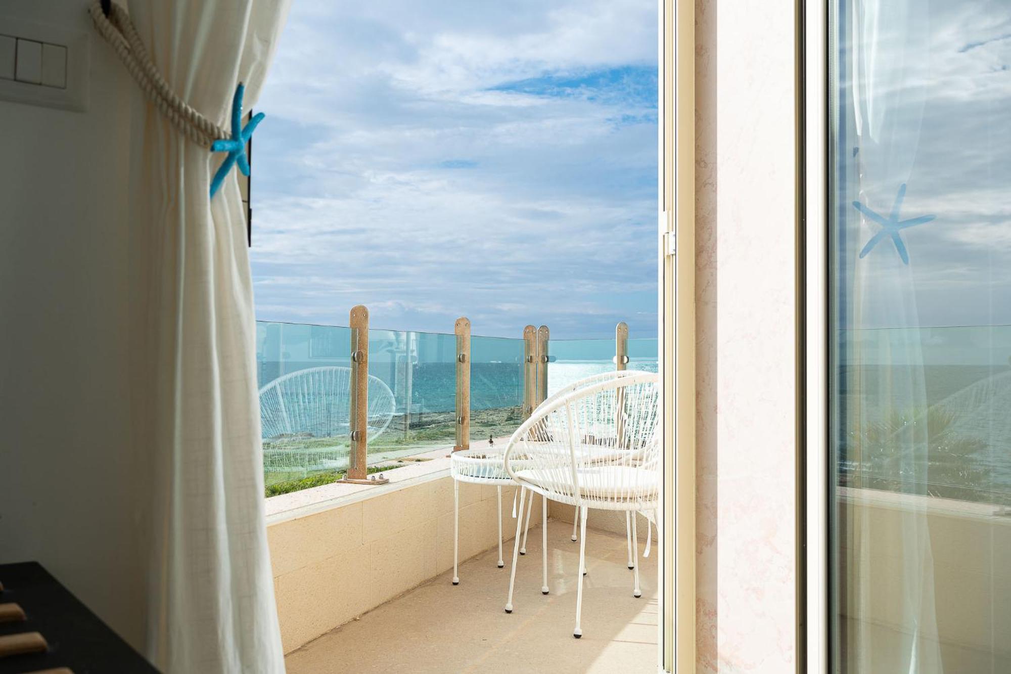 Preferisco B&B E Trattoria Sul Mare Torre Suda Exteriör bild